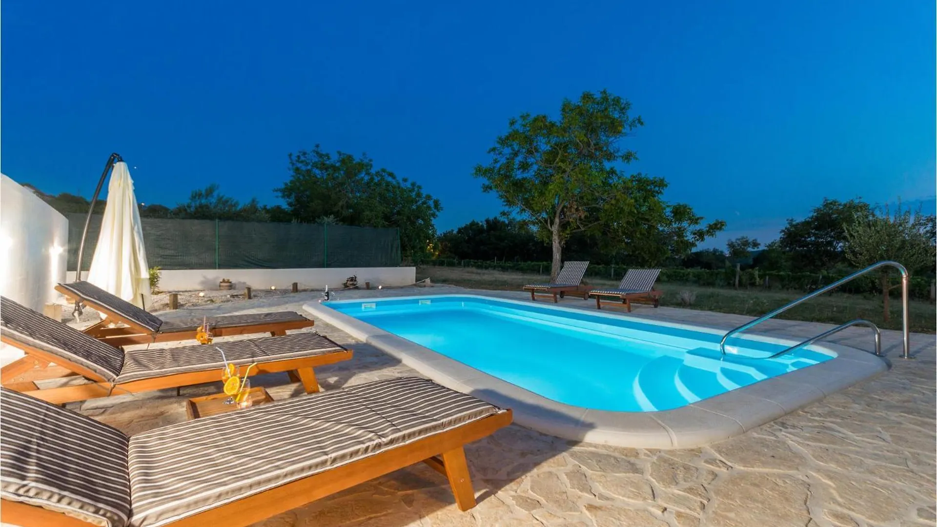 Holiday home Nice Home In Polaca With House A Panoramic View